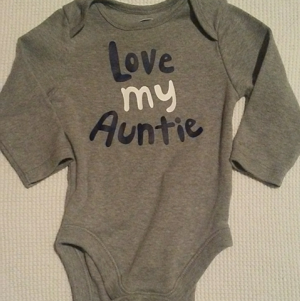 Love my auntie Old Navy long sleeve onesie